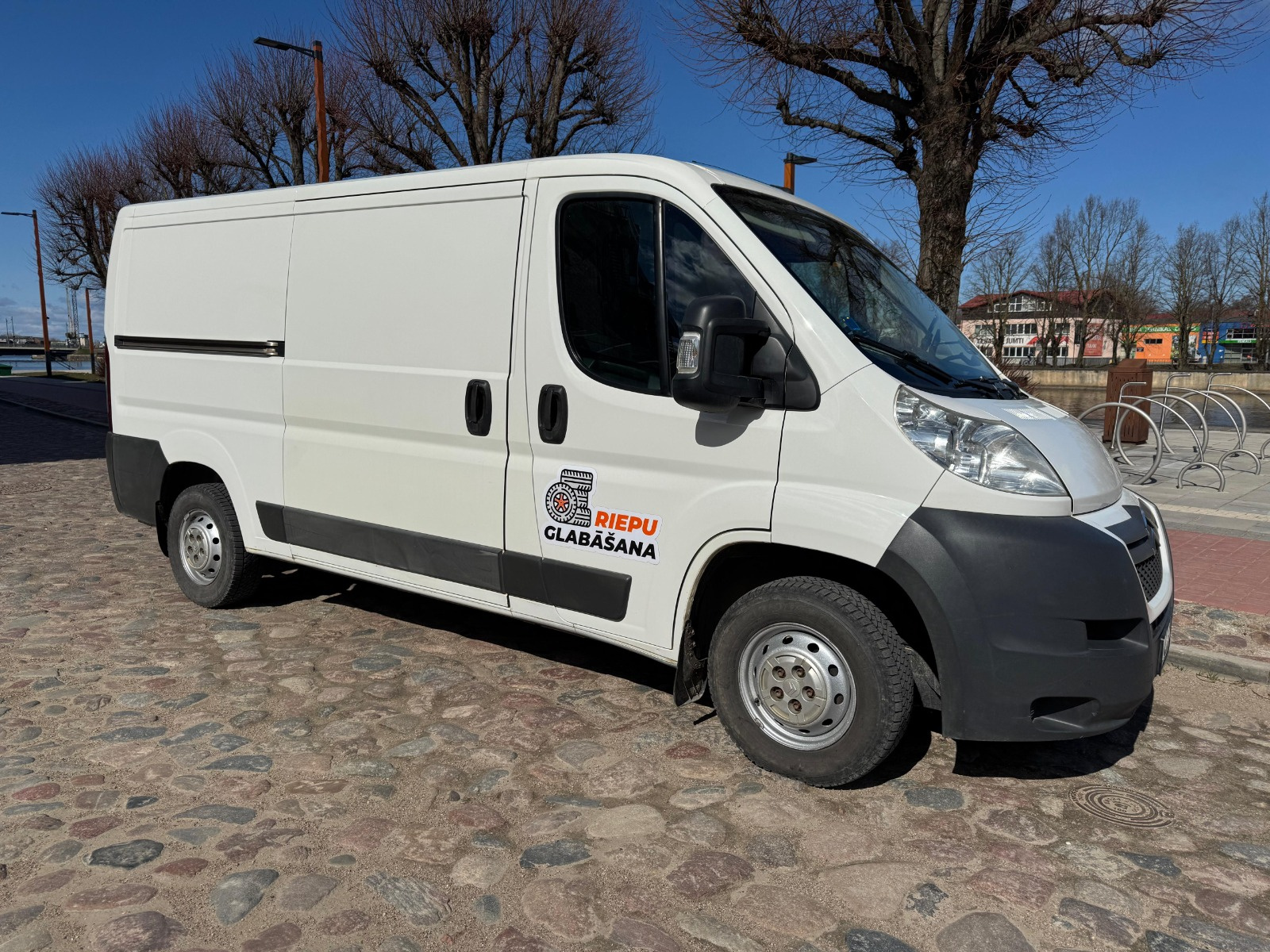 RiepuGlabatuve - Service Image